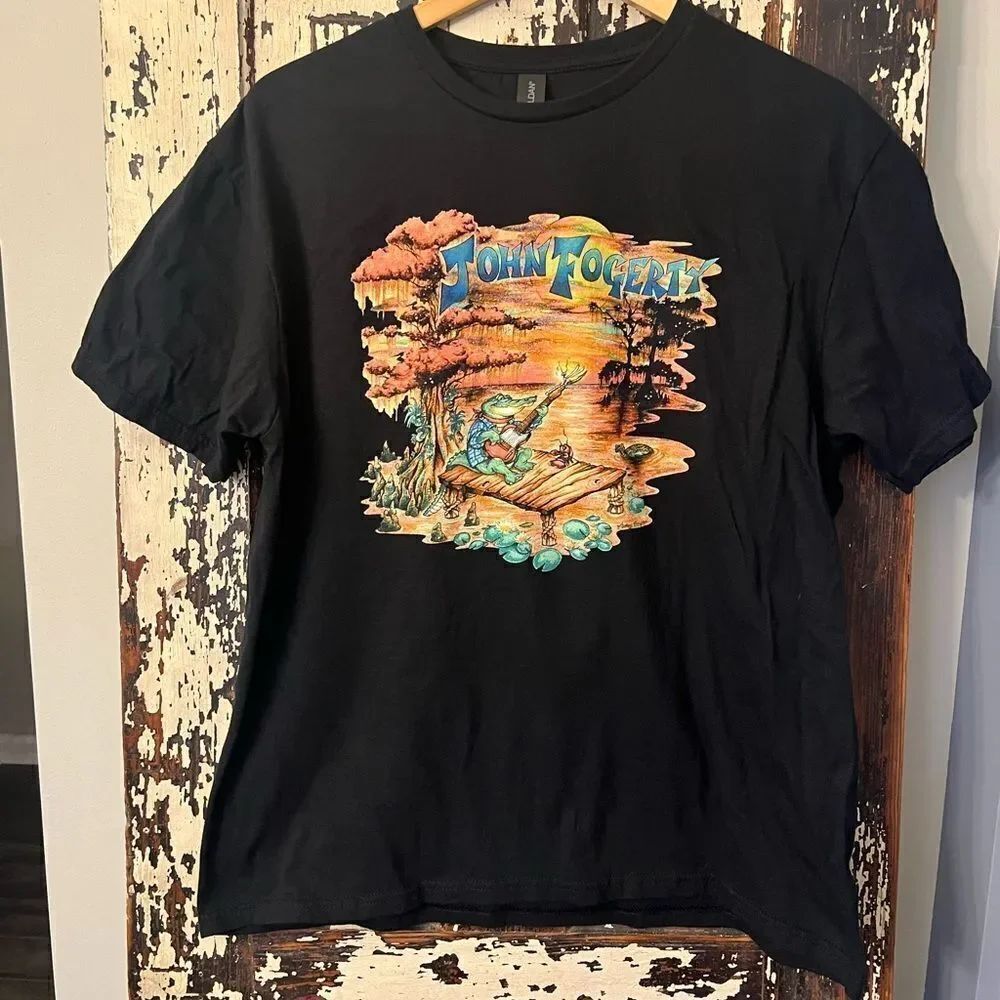 John Fogarty Bayou alligator T-shirt. Unisex size Large. CCR. Classic rock.